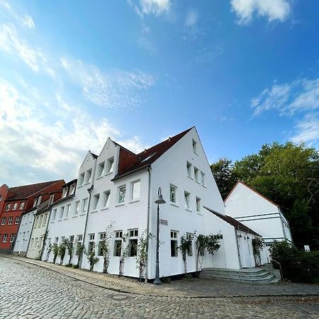 Hotel Xenia Фленсбург Экстерьер фото